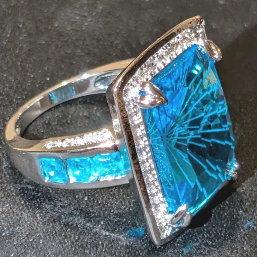 12 TCW Swiss Blue topaz & White Sapphire Luxurious 925 Silver Statement Ring Sz9